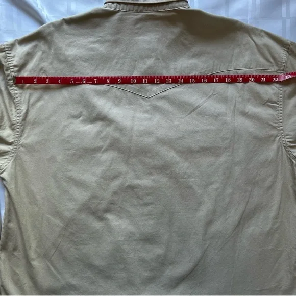 Wrangler Vintage Tan & Green Full Sleeve Button Down Top With Branded Sleeve - Picture 12 of 13